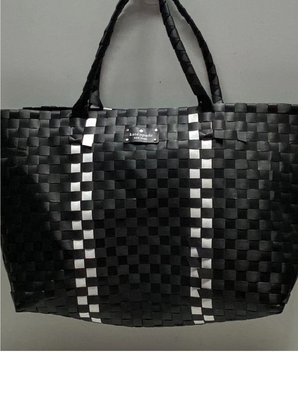 kate spade woven black tote with white stripe detail excellent